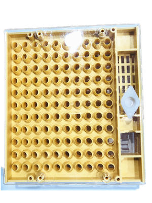 kopen Plastic Queen Rearing Cupkit Systeem 14.6cm*13cm*3cm voor Koninginnenkweek Bijenhouderij online vervaardiging