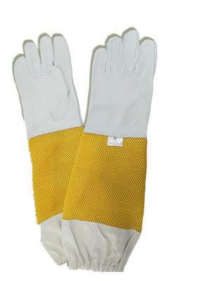 Professionele handschoenen van wit schapenvel voor de bijenteelt met geventileerde manchet 470 mm tot 500 mm lengte